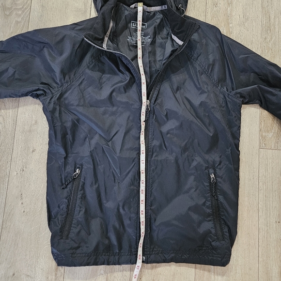 NWOT L.L.Bean Light Jacket, Medium, Black - Picture 11 of 12